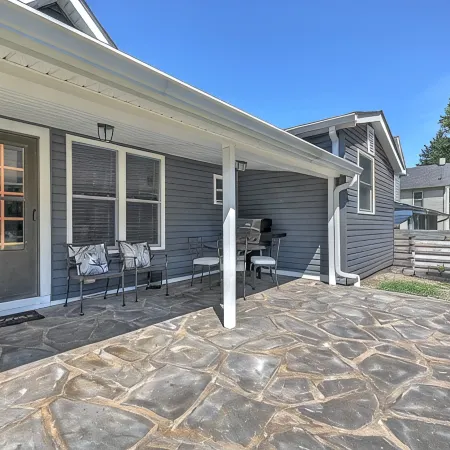 Bet on Bristol a 3 bedroom 2 bath house located near downtown Bristol TN/VA