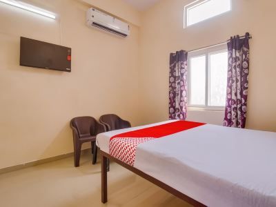 Hotel O G7 Residency