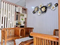 Nuovo Stay (Full House) Hoteles en Godean