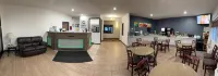 Quality Inn & Suites - bar