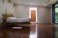 Oasis studio - Great location - Condos