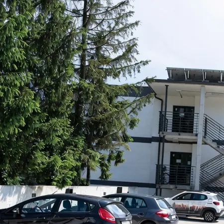 Adler Apartments