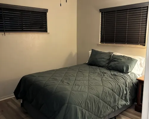 Charming Duplex with New AC & heater with WiFi Hoteles en La Junta
