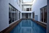Luxe Loft - Pools