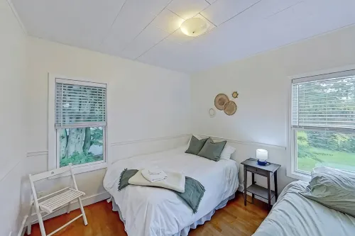 Lovely 4-bedroom house in Lexington with AC and WiFi - 3-Star
