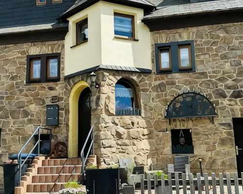 Charming vacation apartment in a historic setting - close to the Schwarzenberg forest stage Hotels in Schwarzenberg