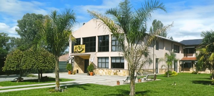 Hotel Aybal โรงแรมในซอลตา