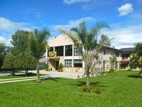 Hotel Aybal - parkir