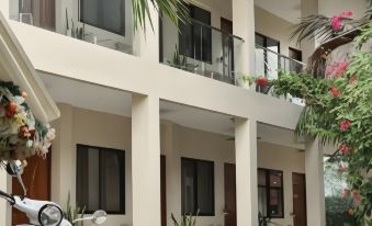 Harman Suites Moalboal
