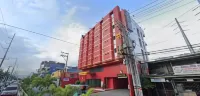 Hotel Sogo Alabang Southroad - parking