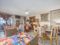 Beachcomber Bay Guest House in South Africa Hotels in Margate