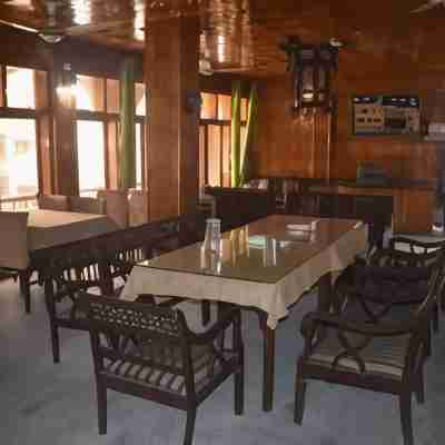 Jamal Hotel Dining/Meeting Rooms