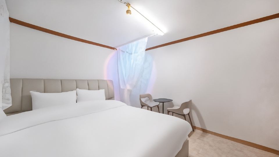 Changwon Masan Petit Hotel