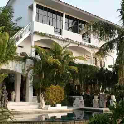 Villa Buah Kusuma Hotel Exterior