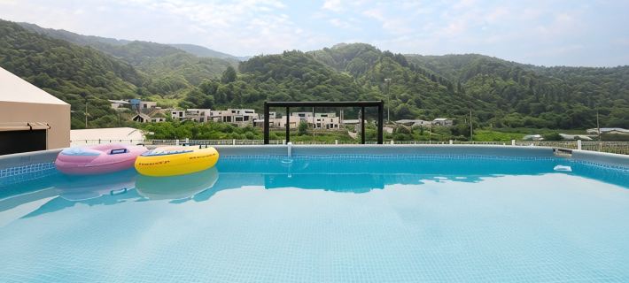 Gapyeong Ddobagi Pet & Spa Glamping Hotels in Gapyeong-gun