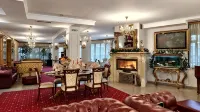 Elegant Lux Hotel - Afhentnings-/afleveringstjenester