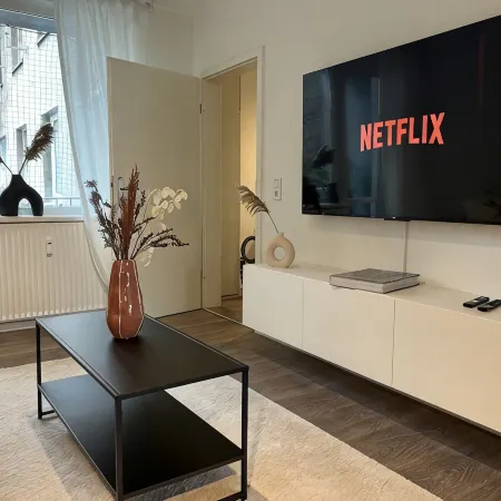 Neue, Stylische 2-zimmer Wohnung in der Innenstadt mit Balkon