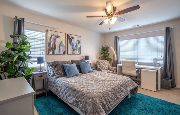 Spacious Home 7mi to Beach, King Bed, Spa, Firepit, Games, Perfect for Groups