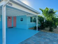SC2 11th ST. in Kcb. Best Home Away from Home – 2Br/2BA with Private Pool & Dock