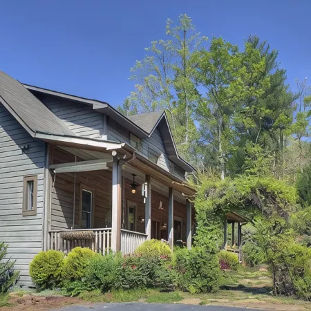 Unbelievable Mountain Cabin on the Historic Chattahoochee River- 3/26 Remodel