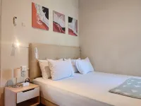 Sleep House Cirebon Homestay - 2 tähden