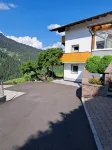 Ruhige Ferienwohnung in den Tiroler Bergen - Wifi