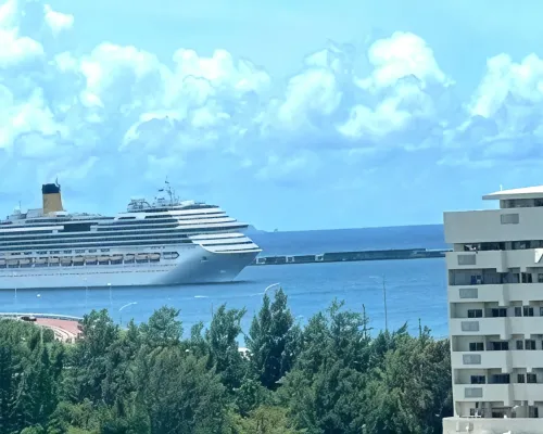 Hotel Peaceisland Naha Рядом с отелем Photos