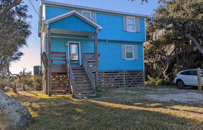 Reelin' Inn - Hatteras; Spectacular Sunsets, Dog friendly, WiFi, and Hot tub!