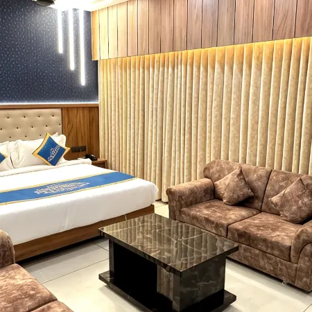 Hotel Holiston Hotels in Devbhoomi Dwarka