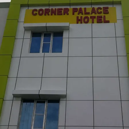 Corner Palace Hotel