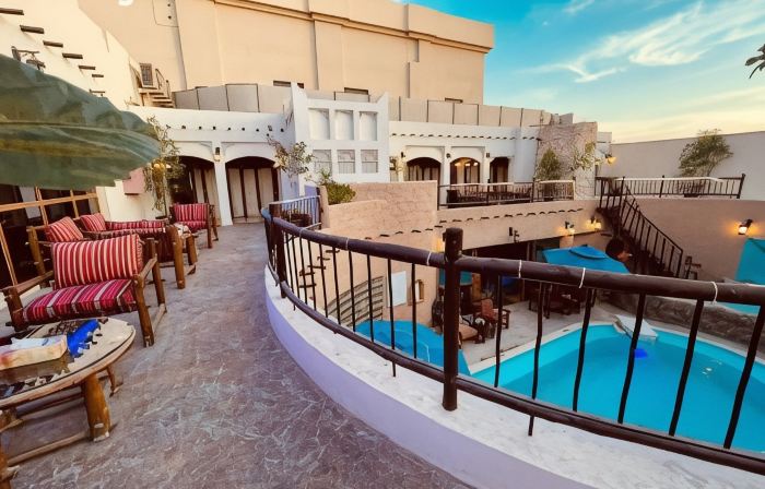 Al Liwan Suites