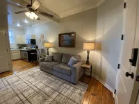 Amazing Suite nestled in downtown Corinth - Wifi