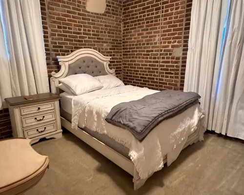 The Castle - Downtown Shopping and Eating easy pleasant walk Hotele w: Oneonta
