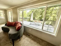 Unit surrounded by treesWasher and Dryer + Pet friendly! - Wifi