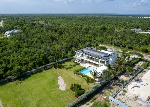 Family Friendly Villa inside Punta Cana Resort&Club with maid included! - 빌라