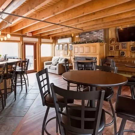 Beautiful Waterville Estates country home