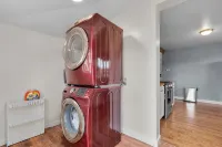 Cozy Downtown Redmond Cottage - 3-Star