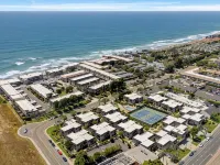 NEW! Discounted Rates 3-Bed Townhome w/AC! 3 min Walk to Private Beach Access Hotel di Solana Beach