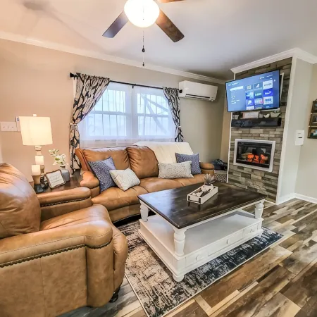 Charming condo w/Stunning Mountain Views near Downtown WJ