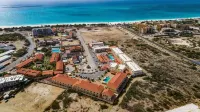 Stylish 2Br Aruba Condo Near Eagle Beach w/ Pools & Balcony - 3 星級