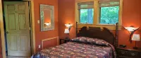 Cozy Cabin,Heated Floors on New River... Pets Welcome - 3-Star