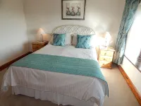 Stunning location, superior quality barn, open all year, swimming pool, hot tub - Wifi