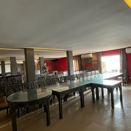 Noble House Hotel