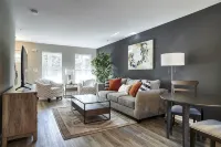 New Condo! Minutes from Sand Springs Golf Course & Wedding/Event Venue - Boutique