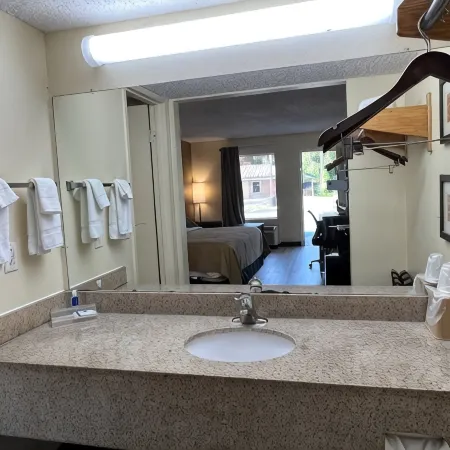 Rodeway Inn Walterboro I-95