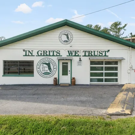 "The Florida Cracker "THE GREEN ROOM" READ our five stars review..
