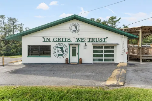 "The Florida Cracker "THE GREEN ROOM" READ our five stars review.. - 4-Star