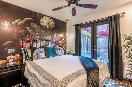 Sun Ray Ranch Cabin between Joshua Tree and Palm Springs - 3-Star