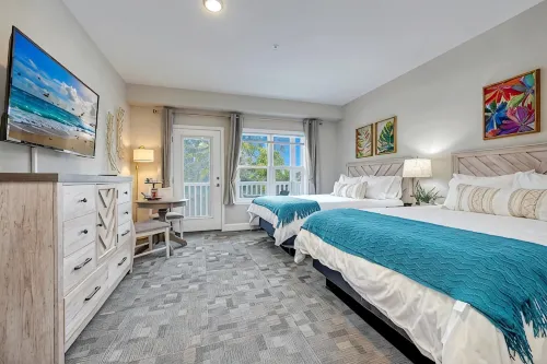 No Cleaning Fee! Brand New Double Queen Studio Condo w/ Waterfront Pool + Beach - Beach
