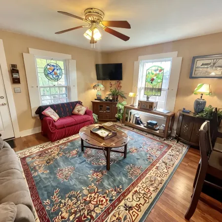 Crossroads Country Cottage